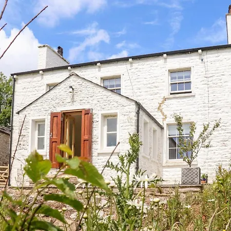 Holiday home Hollins *